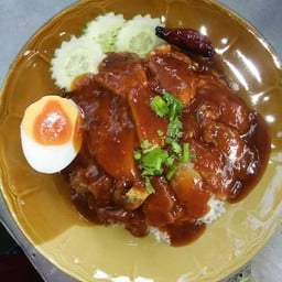 ปัทมาภรณ์ ข้าวมันไก่