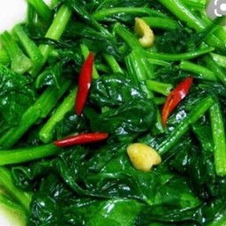 ป๋วยเล้งผัดน้ำมันหอย炒菠菜