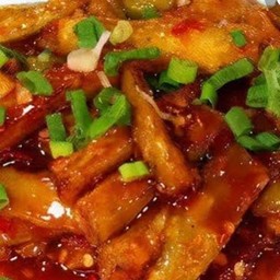 มะเขือผัดซอสพริก鱼香茄子