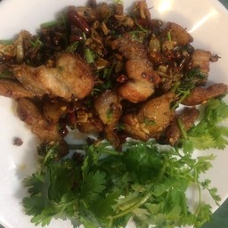หมูสามชั้นคั่วพริกเกลือ