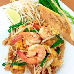 ร้านผัดไทยบ้านทางเกวียน สาขารัชดา-รามอินทรา