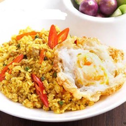 ข้าวผัดคั่วกลิ้ง