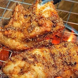 หมูร้องไห้