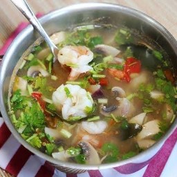 ต้มยำทะเลน้ำใส