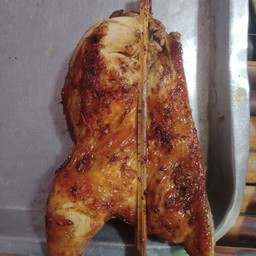 ไก่ย่างครึ่งตัว