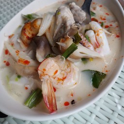 ต้มข่าทะเล