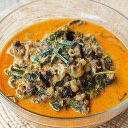 แกงคั่วหอยขม