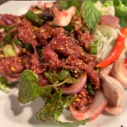 ก้อยเนื้อมะนาว