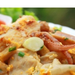 ก๋วยเตี๋ยวคั่วไก่