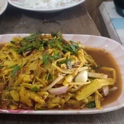 แอนส้มตำไก่ย่าง