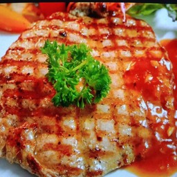 สเต็กหมูหมักพริกไทยดำ