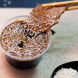 น้ำจิ้มซอสญี่ปุ่น สีดำ