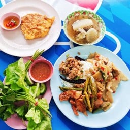 ข้าวแกงประถม -ข้าวกระเพรา