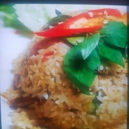 ข้าวผัดแกงเขียวหวานไก่