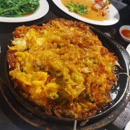 ออส่วนหอยนางรมกระทะร้อน