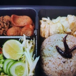 ข้าวคลุกกะปิ