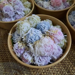 ร้านขนมบ้านตัวเล็ก