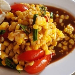 ส้มตำ&ยำแซ่บ 1