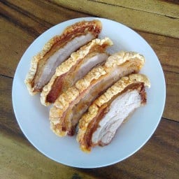 บ้านหมูกรอบ แจ้งฯ14 By ครัวเชียงคำ