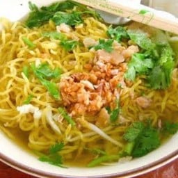 บะหมี่ (น้ำใส)
