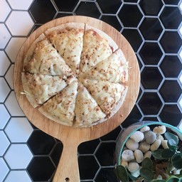 เคบับพิซซ่าชีส ပဇခ