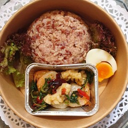 กะเพราทะเลคลีน + 150 g ข้าวสามสี