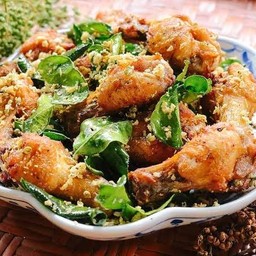 ไก่กรอบมะแขว่น