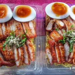 บะหมี่ไก่ทอด ม่ะละ