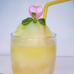 สับปะรดปั่น