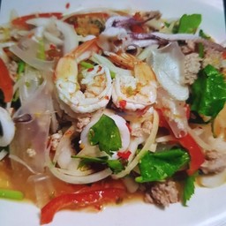 ยำเซี่ยงไฮ้ทะเลหมูสับ