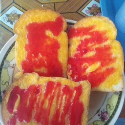 ปังปิ้งเนย+ท็อปปิ้งสตอเบอรี่ 1ชุดมี3แผ่น