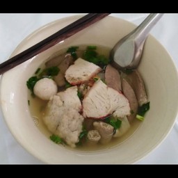 ก๋วยเตี๋ยวหมูน้ำใส