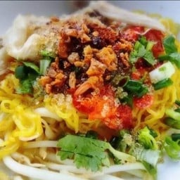 ก๋วยเตี๋ยวอร่อยต้องชิม (ฮาลาล)