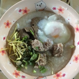 โจ๊กหมู+เครื่องใน+ไข่