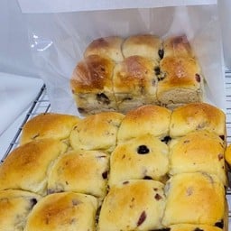 ยิ้มหวาน