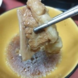ก๋วยเตี๋ยวหมูตุ๋นเนื้อตุ๋นยูนาน เจริญราษฎร์