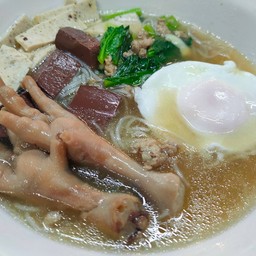 จั๊บขาไก่+เลือด+ไข่(มีชุดเครื่องปรุงให้1ชุดนะคะ)