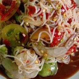 ตำขนมจีนกุ้งสด