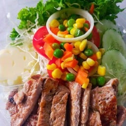 สลัดหมู