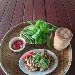 ร้านลาบอ้อหลวง