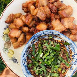 มีตังแอบแซ่บอาหารตามสั่ง