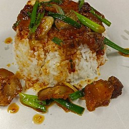 ข้าวราดผัดพริกเผา