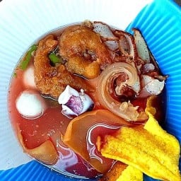 ก๋วยเตี๋ยวคุณยาย บ้านบึง