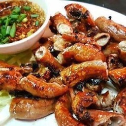 ไส้หมูย่าง