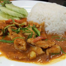 ข้าวราดพะแนง