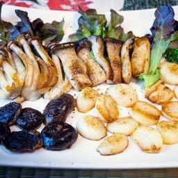 Mix Mushrooms Garlic Bata Yaki