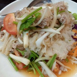 ยำวุ้นเส้นหมูสับ