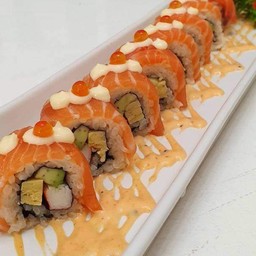 แซลมอนโรล