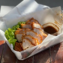 หมูสามชั้นทอด (กับข้าว)