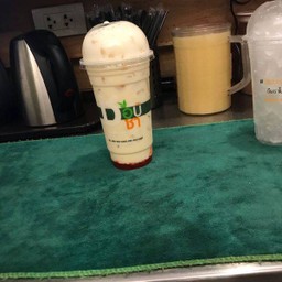 ไวท์มอลล์สตอเบอร์รี่